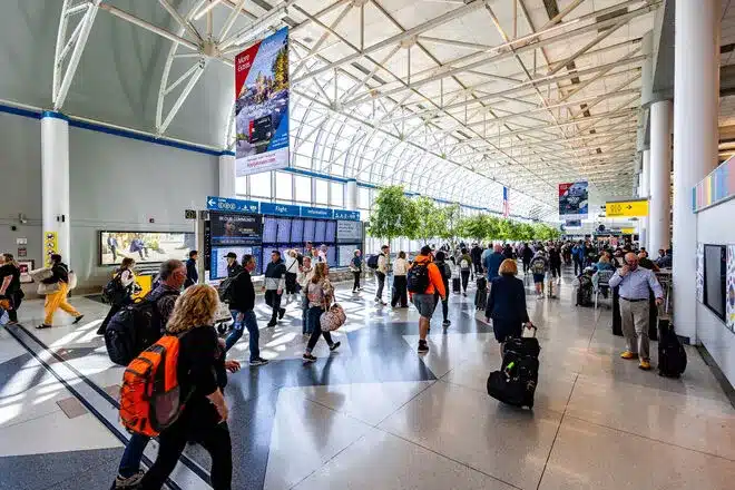 Ultimate Guide to Canada Airport Regulations: What You Need to Know for 2024